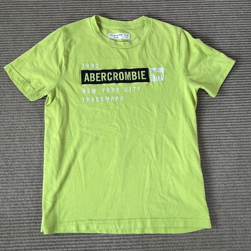Abercrombie Kids Lime Green Graphic T-Shirt Logo NYC Moose Size 9/10 Boys